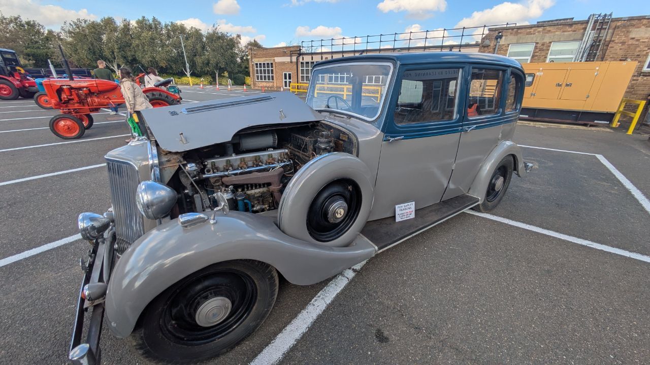 PXL_20250927_100216000.jpg.648f7ea29ac24366575b4b8ccda789ce.jpg