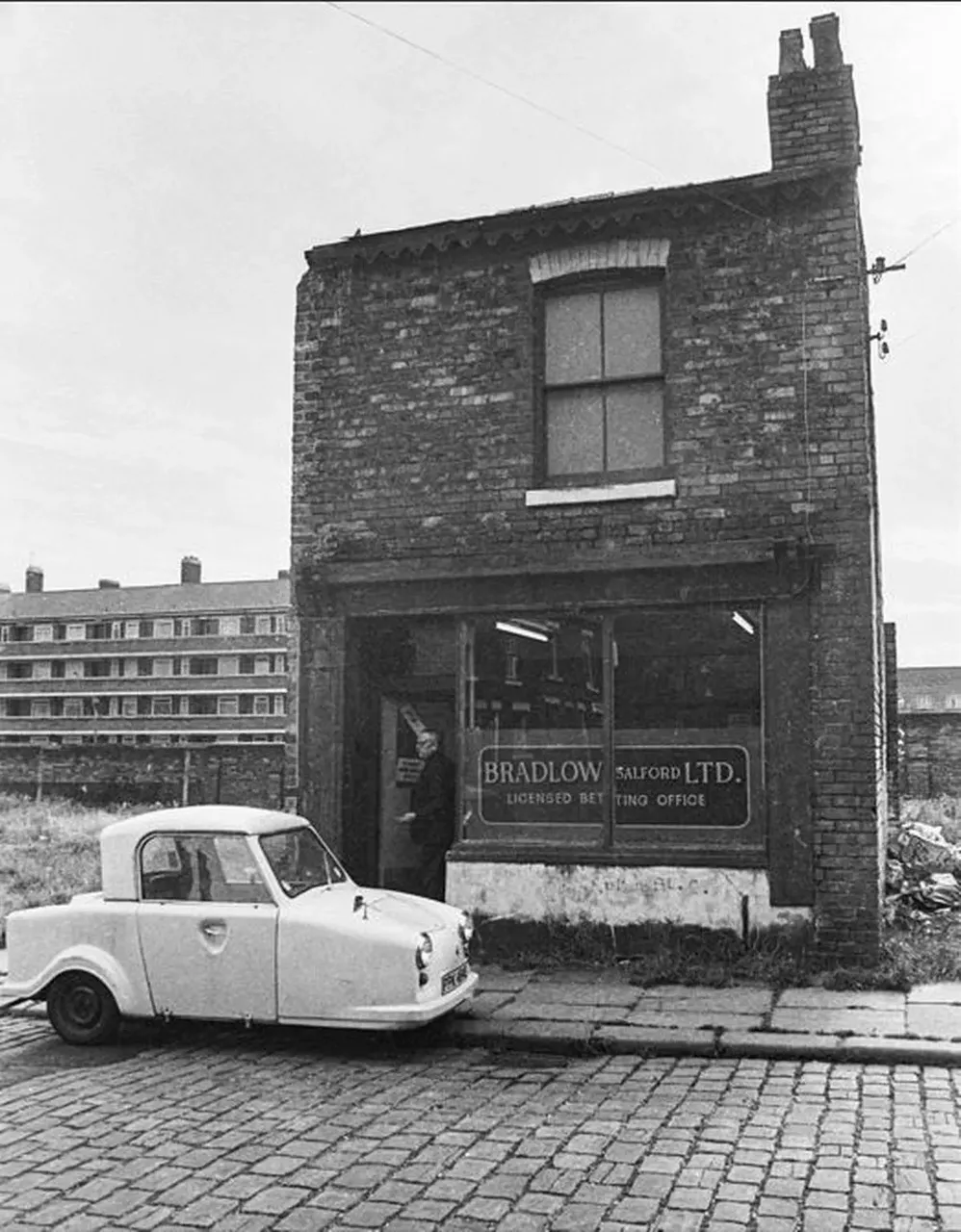 0_231025SalfordRevisited7JPG.webp.f55547f8bc7ffe1acd9f2579e7868d52.webp
