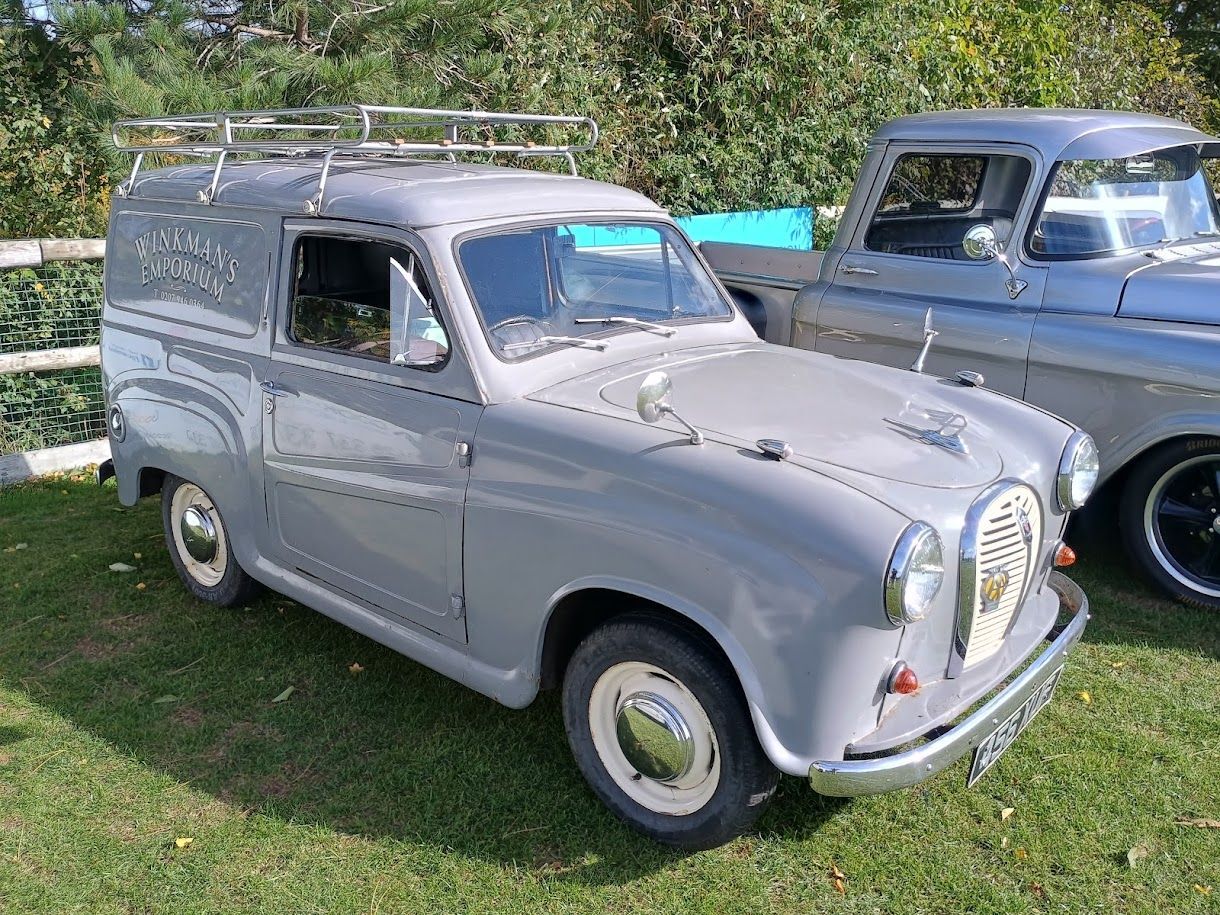 A35Van.jpg.a47d3c3aafc61f4e4cbe8c4aa67fb0db.jpg