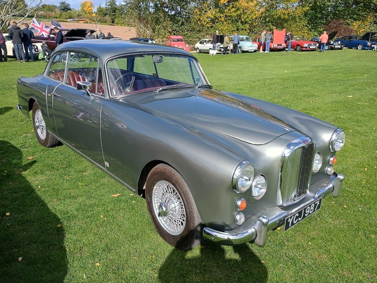 Alvis.jpg.820a3e85e2eb90cef69490730c50a524.jpg