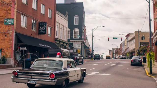 Mount_Airy.jpg.653817a2fde95fd121550a27bbdf1d96.jpg