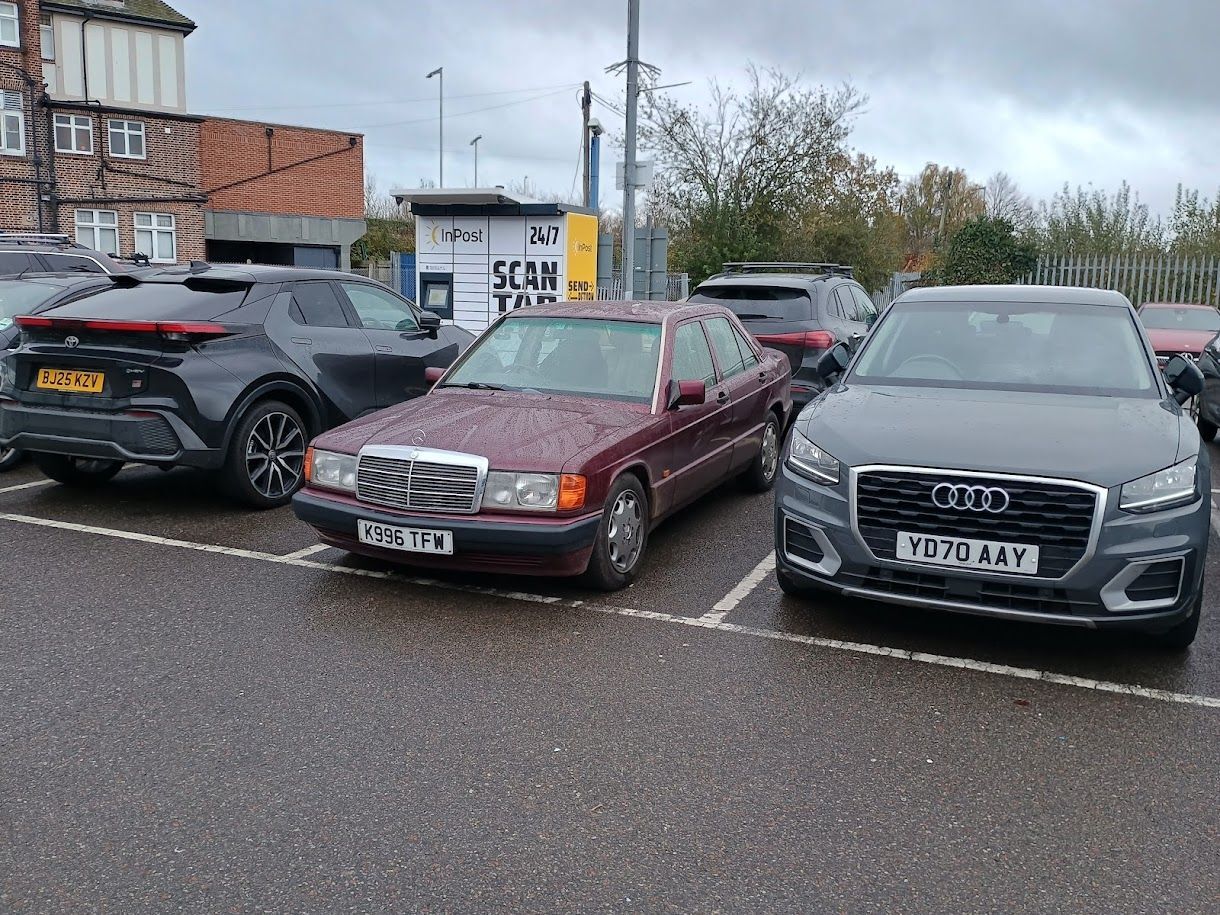 190EHDR.jpg.38405110b0609085836db2e502a9ec78.jpg