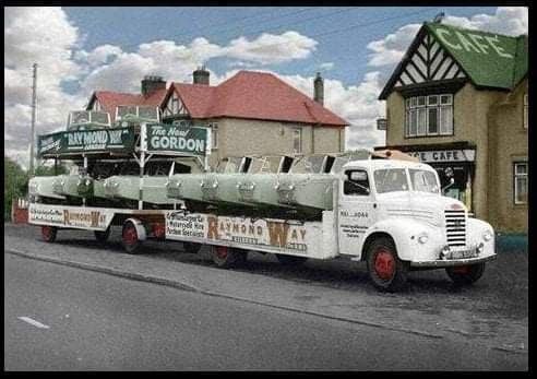 carriages.jpg.39684933ba9f1fc549804adbd1d611d9.jpg