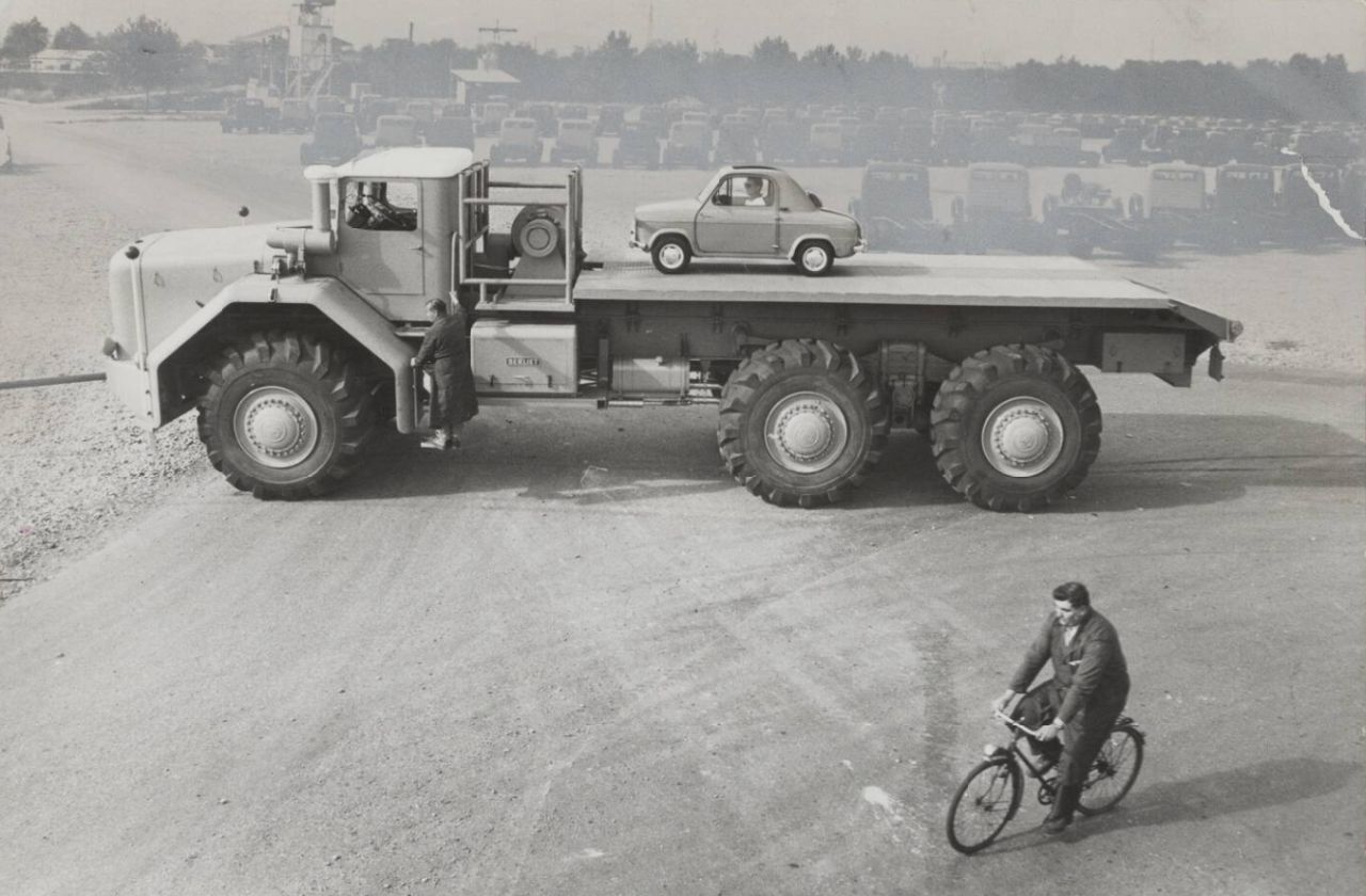 groottruck.jpg.c60aecba555e8af463d3bbaa2b75d478.jpg