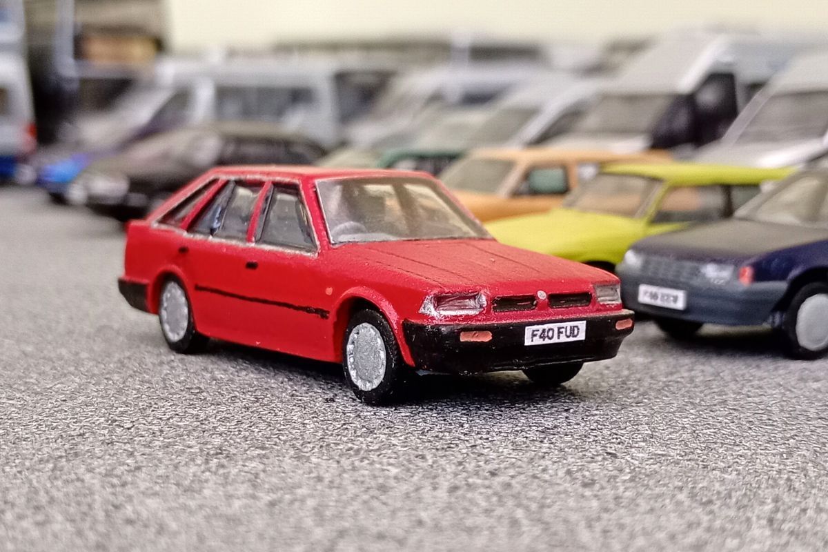 Nissan_Bluebird_F40FUD.jpg.dabf1cc2c6110a00e9a74d9e1e379b46.jpg