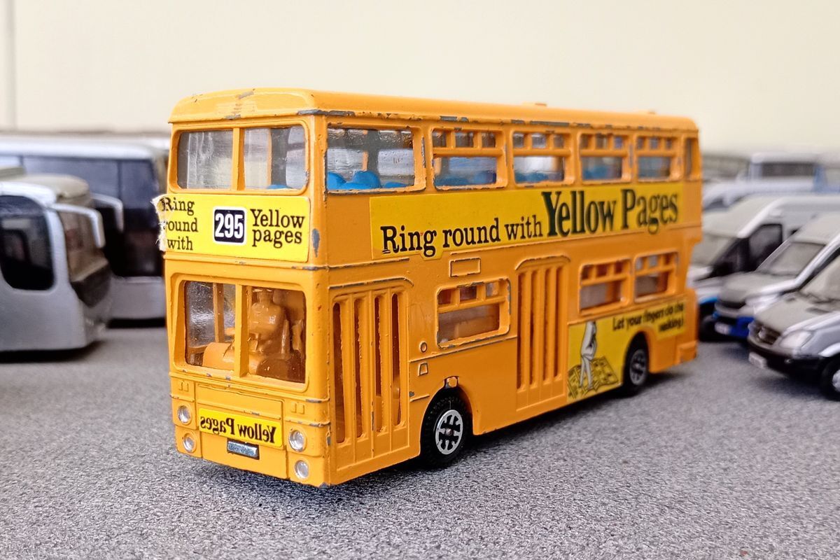 YellowPagesAtlantean2.jpg.abd93e9c73f692975b96d054a7a16e42.jpg