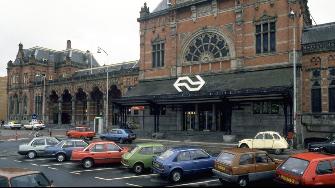 Groningenstation.jpg.88c9a11b8b59a5e30fe314c3a504a1c2.jpg