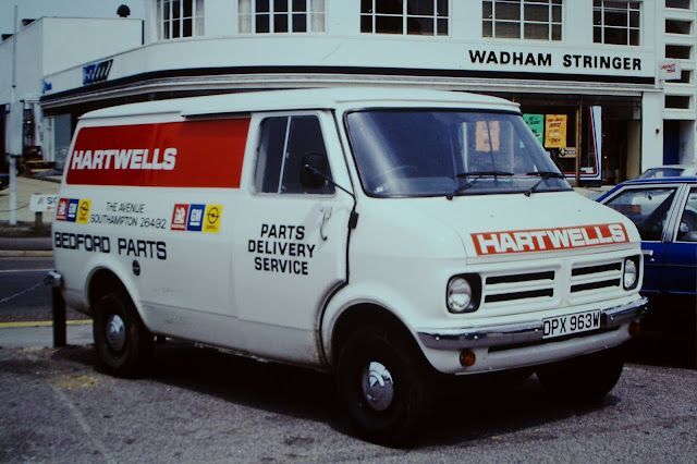 hartwells.jpg.1a94c86b1e17ce649125b49cbf6c247a.jpg