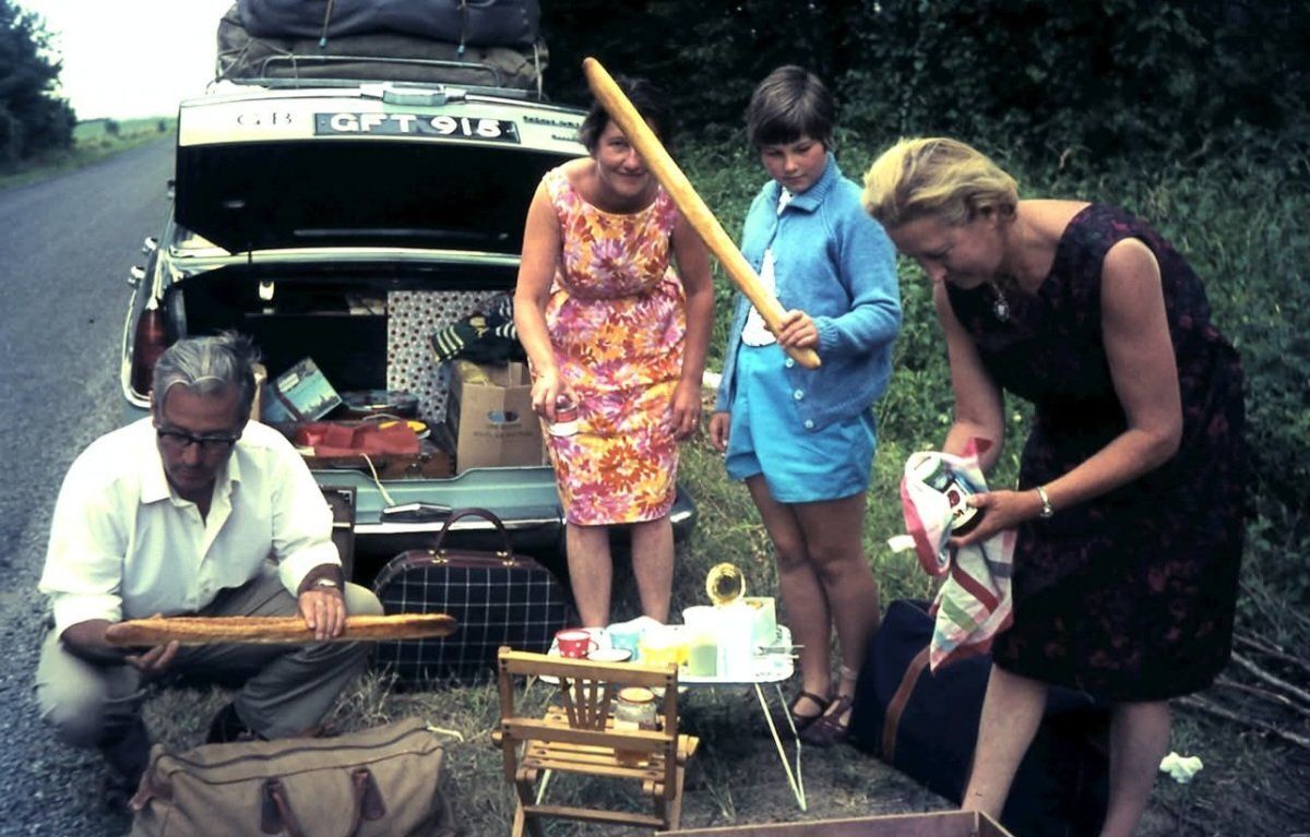 picknick.jpg.436a6a440c3427cc16ca9a0a5e7d1237.jpg
