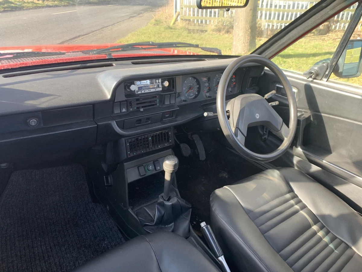 s-l1200-98.webp.bb22491c2de5097968bfc100be6ea340.webp