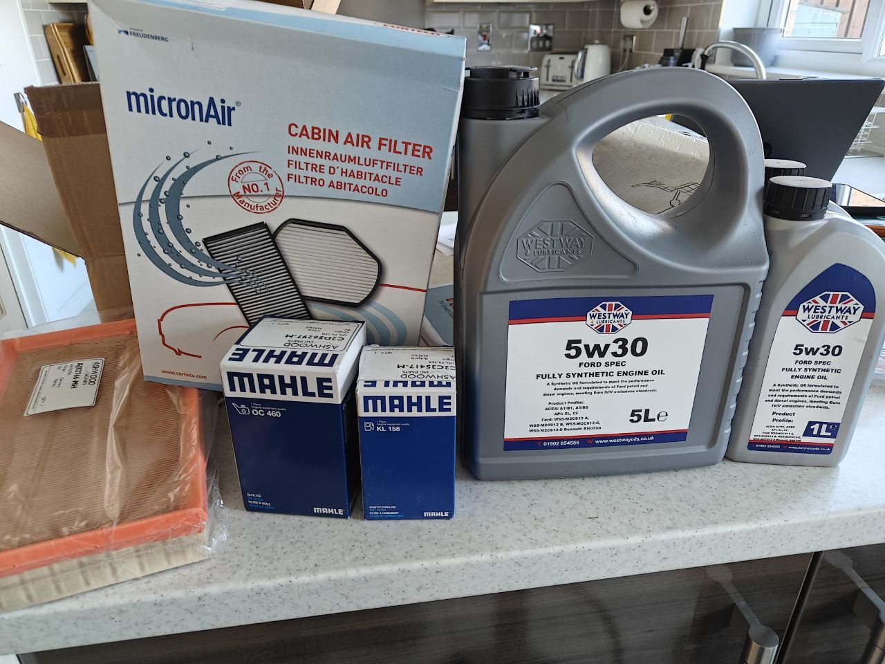 Servicekit.jpg.a56e773566ebffda8f3d0fd1d95f0f0a.jpg