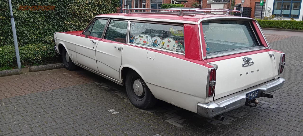 ford.jpg.1fe71d070b26c3151c7fba0f27a9812c.jpg