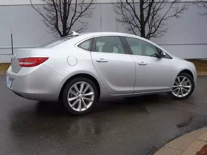 review-buick-verano-take-two.webp.d38f8bbefa0043648fbedccf5dc1aac0.webp