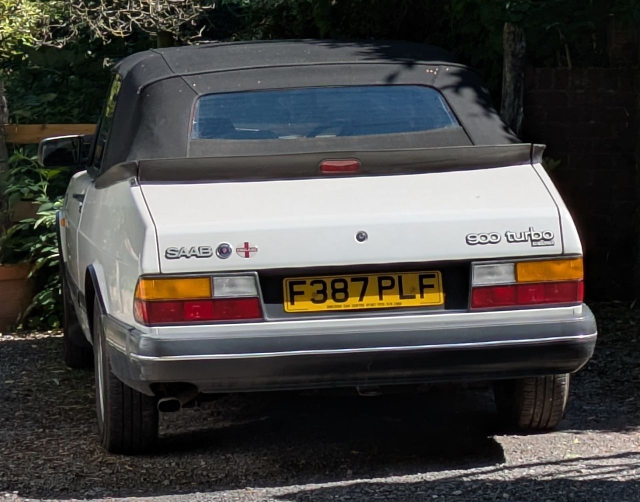 1989900Turbo16Convertible.jpg.bb9abe64c7f3cfada3c4e77f9d9f556f.jpg