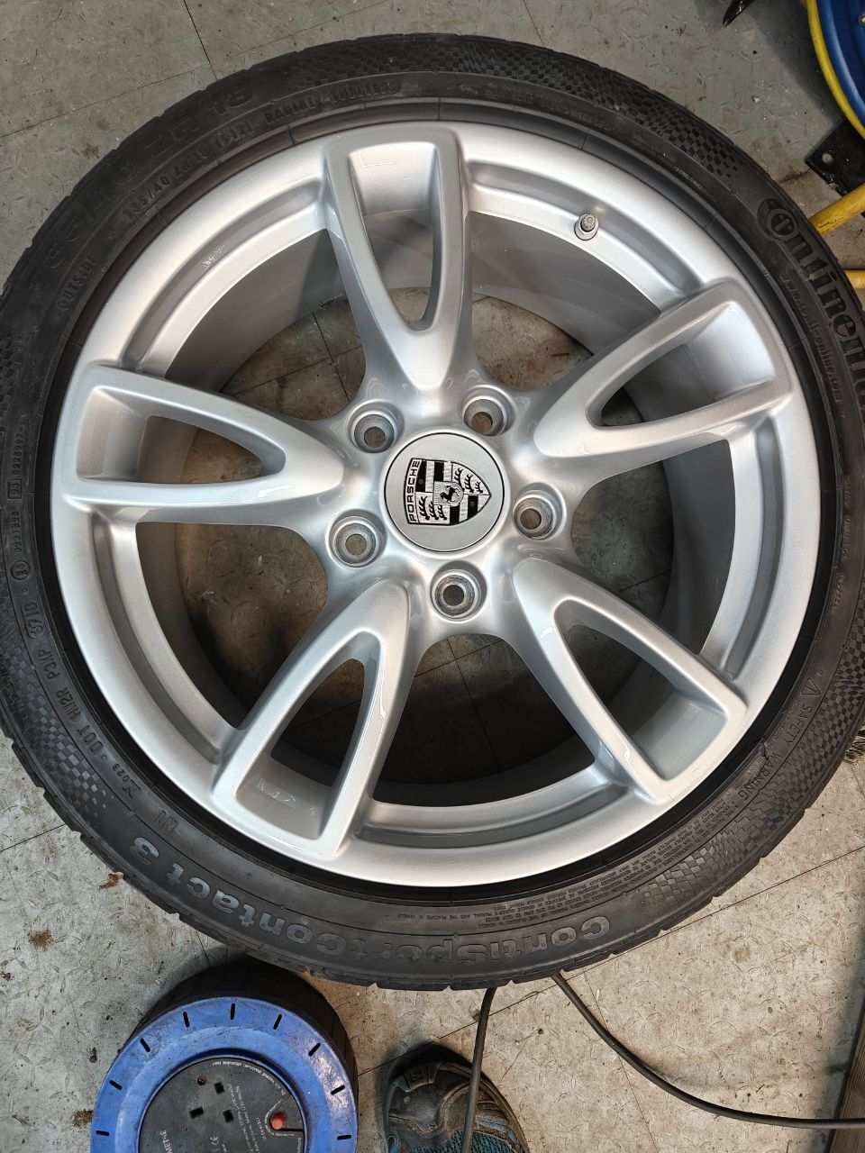 911repair.jpg.325b35cf8de834418f5fea7d1115ef73.jpg