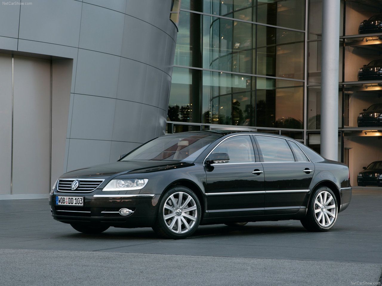 Volkswagen-Phaeton-2009-1280-817902d13db5bca8ca38ecbb10dcf56eb2.jpg.a41265fbbe04d75621ca19224a1c2b33.jpg