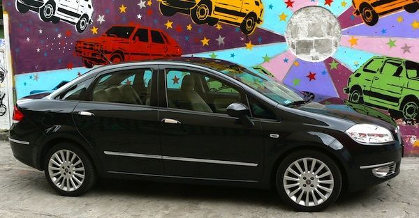 Fiat-Linea-Turkey-May-2011.jpg.a3f3b5190e21fcf58474dbc08f0b104d.jpg