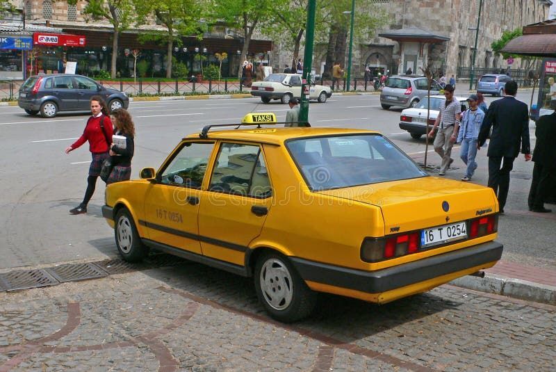 bursa-turkey-april-old-turkish-made-car-tofas-dogan-taxi-version-s-based-italian-fiat-tofas-dogan-s-195830153.jpg.53c5fccc55f68ba342e0a8f04639dd92.jpg
