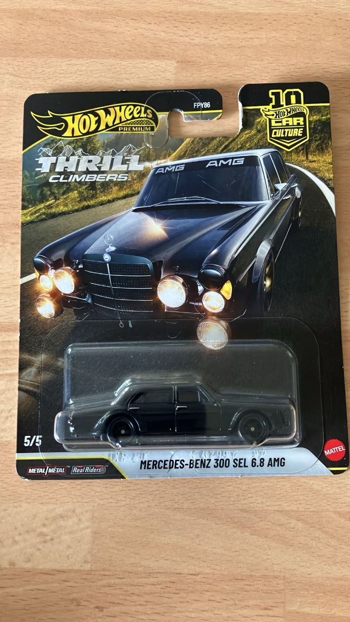 Merc1.jpeg.c3b06923093d6621a3d313da96e09489.jpeg